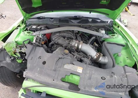 2013 Ford Mustang V6 Premium from USA, damaged, VIN 1ZVBP8EM8D5223374